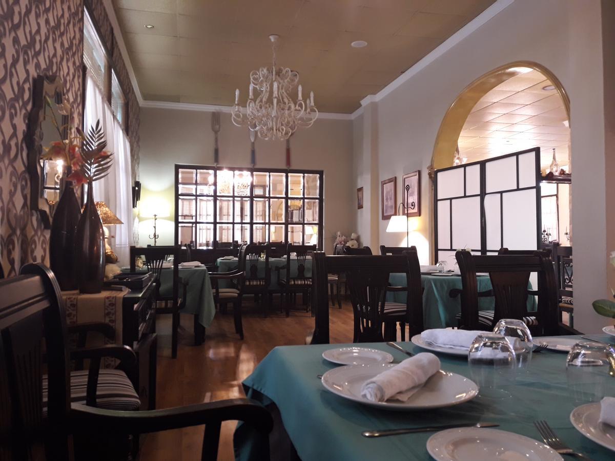 Hostal Hispalis Майрена-дель-Алькор Екстер'єр фото