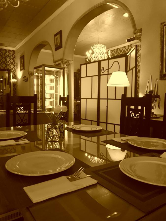 Hostal Hispalis Майрена-дель-Алькор Екстер'єр фото