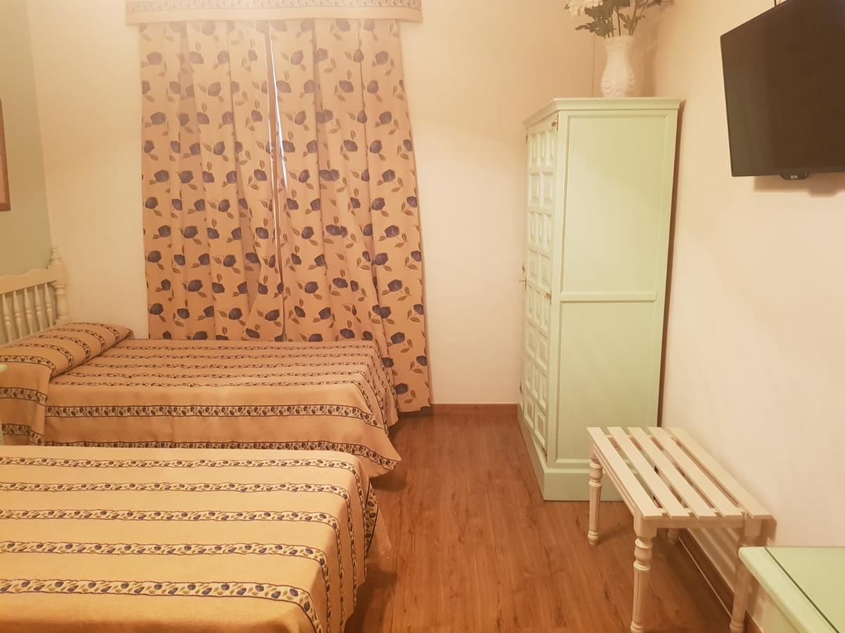 Hostal Hispalis Майрена-дель-Алькор Екстер'єр фото