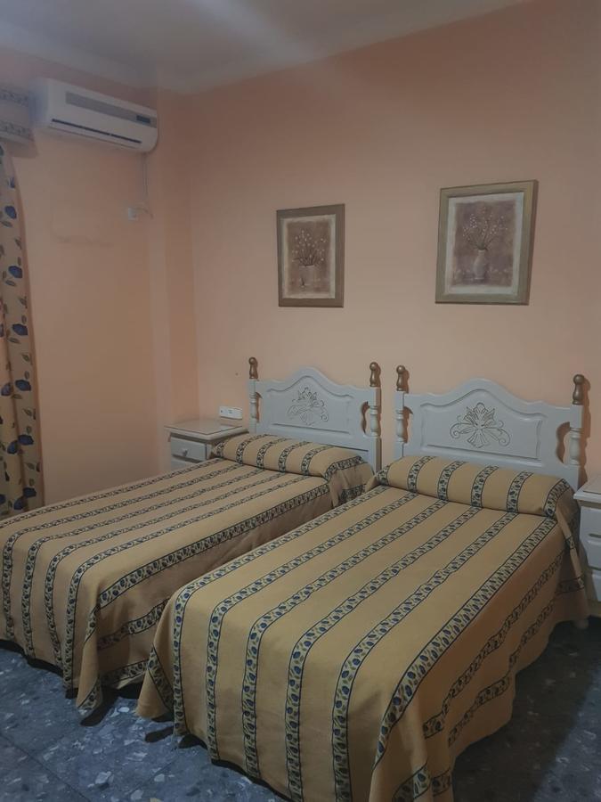 Hostal Hispalis Майрена-дель-Алькор Екстер'єр фото